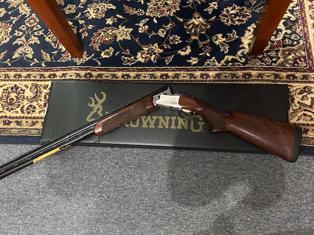 Browning " The All New" 825 12ga. 30" Sporting Clays gun