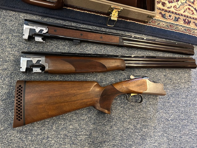 Browning Citori 525 12ga./20ga. 26" two barrel field set - Image 4