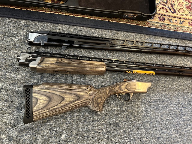 Browning Cynergy 12ga. 32"/34" Classic Unsingle Trap Combo set - Image 5