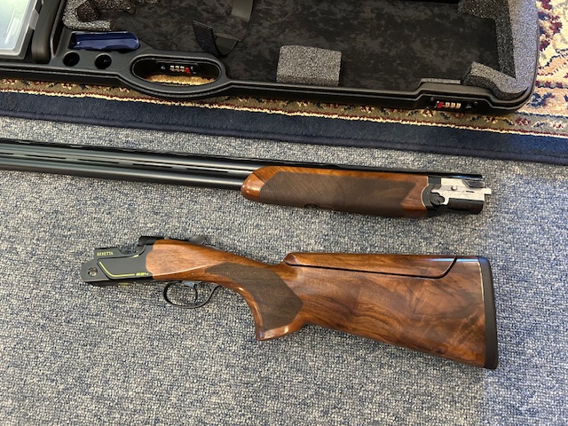 Beretta "NEW" 694 Black DLC 12ga. 32" Sporting Clays gun - Image 5