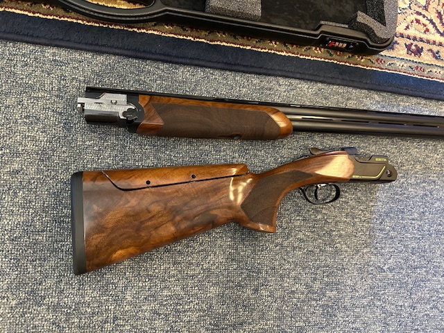 Beretta "NEW" 694 Black DLC 12ga. 32" Sporting Clays gun - Image 4