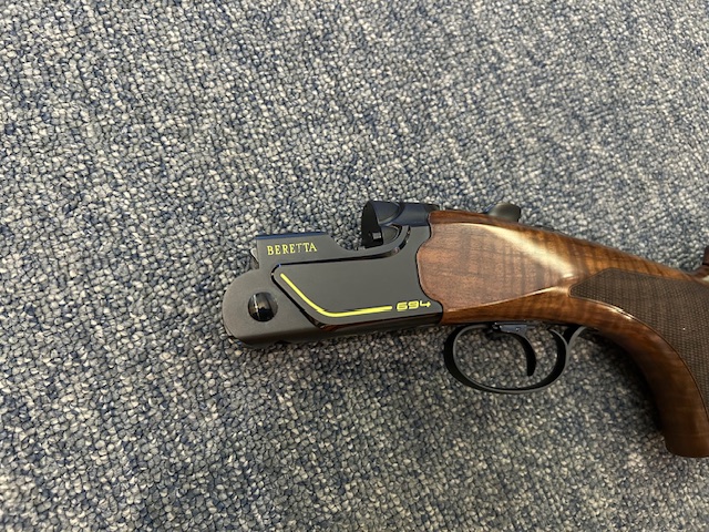 Beretta "NEW" 694 Black DLC 12ga. 32" Sporting Clays gun. - Image 2