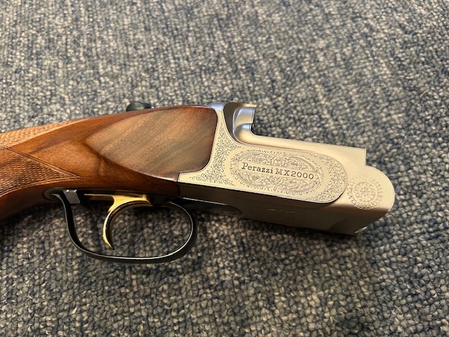 Perazzi MX-2000 12ga. 34" Sporting Clays gun - Image 3