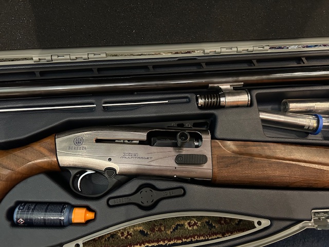 Beretta A-400 Xcel 12ga. 30" Multitarget auto shotgun - Image 2