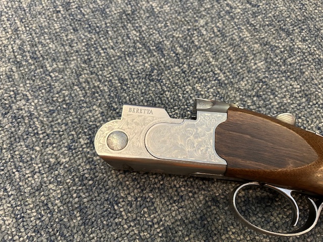 Beretta 686 Silver Pigeon I 12ga. 32" Sporting Clays gun - Image 2