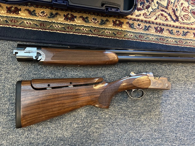 Beretta "NEW" 687 Silver Pigeon III 12ga. 30" Sporting Clays gun - Image 3