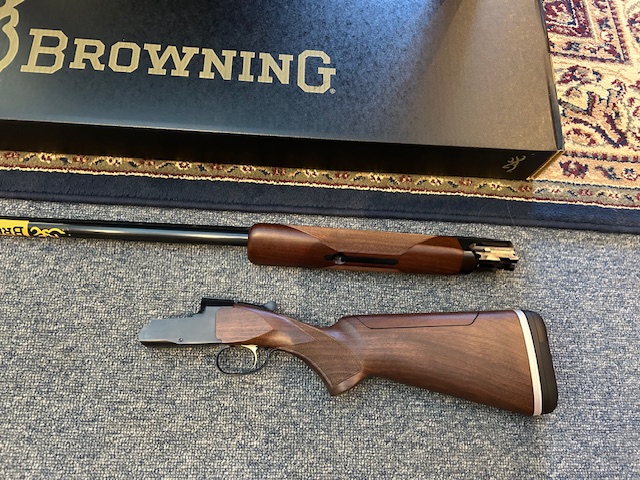 Browning "NEW" BT-99 12ga. 34" Trap single - Image 2