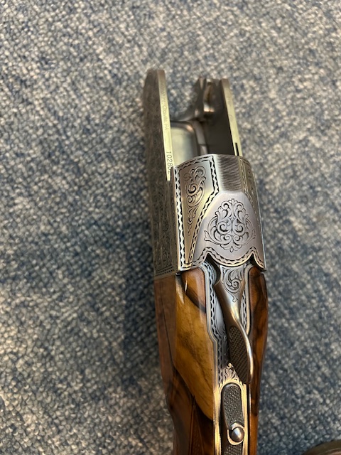 Krieghoff Gold Plantation Scroll 12ga. 32" two barrel tube set Sporting Clays gun. - Image 6