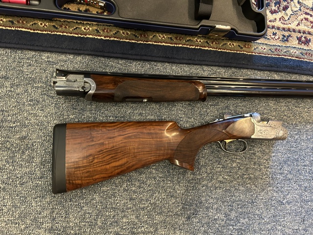 Beretta DT-10L 12ga. 30" Sporting Clays gun - Image 4