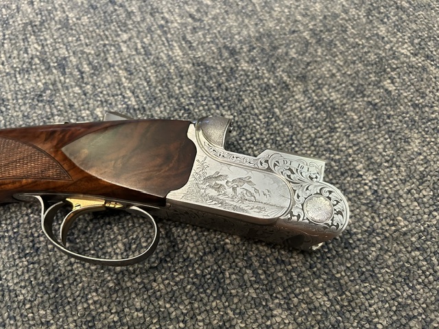 Beretta DT-10L 12ga. 30" Sporting Clays gun - Image 3