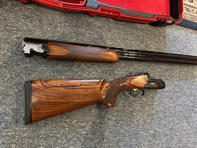 Caesar Guerini Invictus I M-Spec 12ga. 34" Sporting Clays gun - Image 4