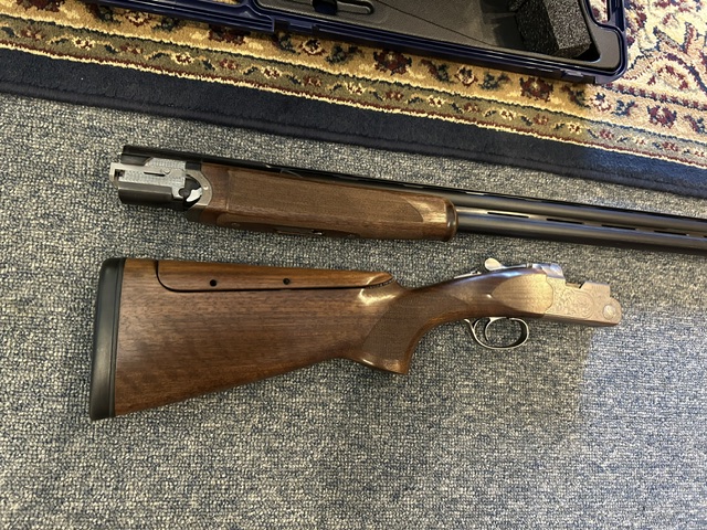 Beretta 686 Silver Pigeon I 12ga. 32" Sporting Clays gun - Image 3