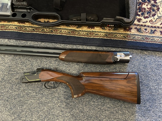 Beretta "NEW" 694 Black DLC 12ga. 30" Sporting Clays gun - Image 5