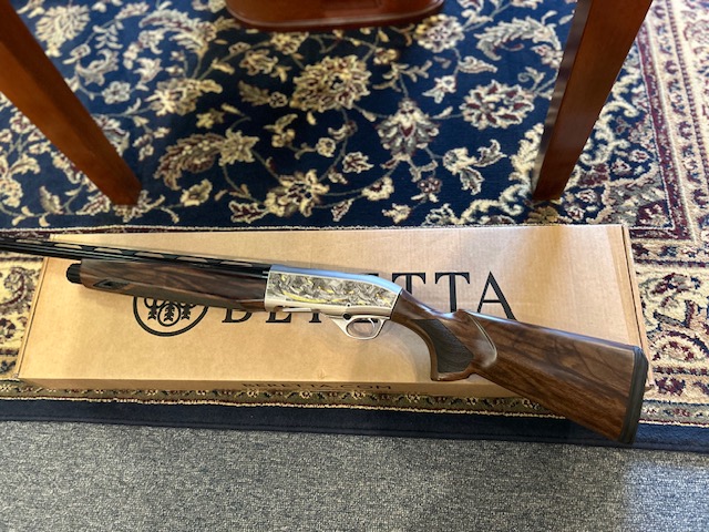 Beretta "NEW ARRIVAL" A-400 SOLO 12ga. 28" 500 year anniversary addition semi-auto - Image 3