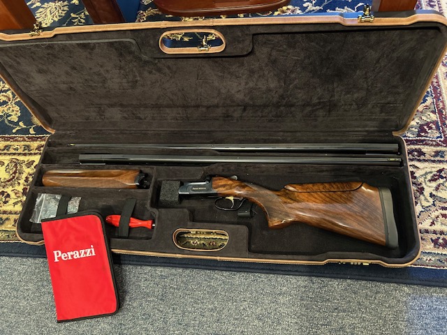 Perazzi MX 2000 12ga. 32" 34" Trap Combo set